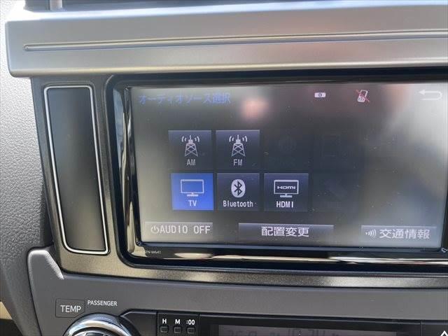 ランドクルーザープラド ＴＸ　Ｌパッケージ　本革ベージュシート　純正ＳＤナビ　クルーズコントロール　バックカメラ　４ＷＤ　禁煙車　フルセグＴＶ　Ｂｌｕｅｔｏｏｔｈ　ＬＥＤヘッドライト　シートヒーター　パワーシート　ミュージックサーバー（6枚目）