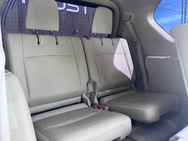 ランドクルーザープラド ＴＸ　Ｌパッケージ　本革ベージュシート　純正ＳＤナビ　クルーズコントロール　バックカメラ　４ＷＤ　禁煙車　フルセグＴＶ　Ｂｌｕｅｔｏｏｔｈ　ＬＥＤヘッドライト　シートヒーター　パワーシート　ミュージックサーバー（9枚目）