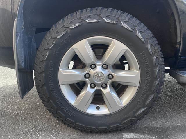 ランドクルーザープラド ＴＸ　Ｌパッケージ　本革ベージュシート　純正ＳＤナビ　クルーズコントロール　バックカメラ　４ＷＤ　禁煙車　フルセグＴＶ　Ｂｌｕｅｔｏｏｔｈ　ＬＥＤヘッドライト　シートヒーター　パワーシート　ミュージックサーバー（28枚目）