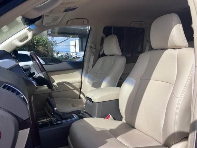 ランドクルーザープラド ＴＸ　Ｌパッケージ　本革ベージュシート　純正ＳＤナビ　クルーズコントロール　バックカメラ　４ＷＤ　禁煙車　フルセグＴＶ　Ｂｌｕｅｔｏｏｔｈ　ＬＥＤヘッドライト　シートヒーター　パワーシート　ミュージックサーバー（35枚目）