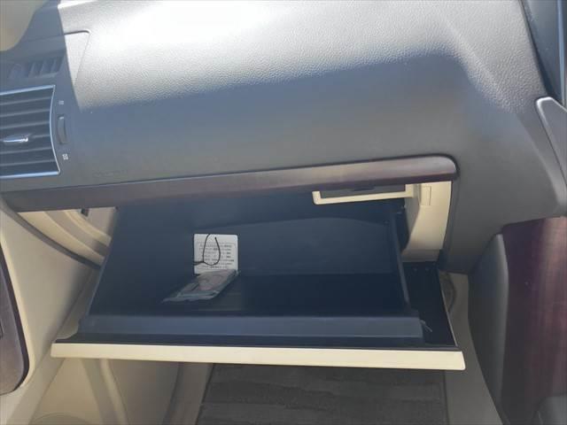 ランドクルーザープラド ＴＸ　Ｌパッケージ　本革ベージュシート　純正ＳＤナビ　クルーズコントロール　バックカメラ　４ＷＤ　禁煙車　フルセグＴＶ　Ｂｌｕｅｔｏｏｔｈ　ＬＥＤヘッドライト　シートヒーター　パワーシート　ミュージックサーバー（51枚目）