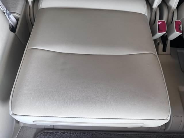 ランドクルーザープラド ＴＸ　Ｌパッケージ　本革ベージュシート　純正ＳＤナビ　クルーズコントロール　バックカメラ　４ＷＤ　禁煙車　フルセグＴＶ　Ｂｌｕｅｔｏｏｔｈ　ＬＥＤヘッドライト　シートヒーター　パワーシート　ミュージックサーバー（63枚目）