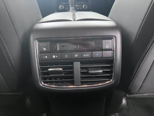 ＣＸ－８ ＸＤプロアクティブ　Ｓパッケージ　黒本革シート　ＢＯＳＥスピーカー　全方位モニター　レーダークルーズコントロール　シートヒーター　禁煙車　衝突軽減ブレーキ　純正ＳＤナビ　電動リアゲート　パワーシート　Ｂｌｕｅｔｏｏｔｈ　フルセグＴＶ（46枚目）