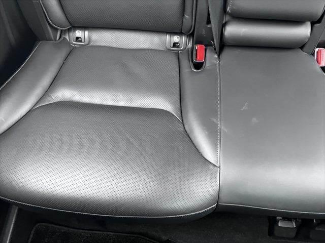 ＣＸ－８ ＸＤプロアクティブ　Ｓパッケージ　黒本革シート　ＢＯＳＥスピーカー　全方位モニター　レーダークルーズコントロール　シートヒーター　禁煙車　衝突軽減ブレーキ　純正ＳＤナビ　電動リアゲート　パワーシート　Ｂｌｕｅｔｏｏｔｈ　フルセグＴＶ（61枚目）