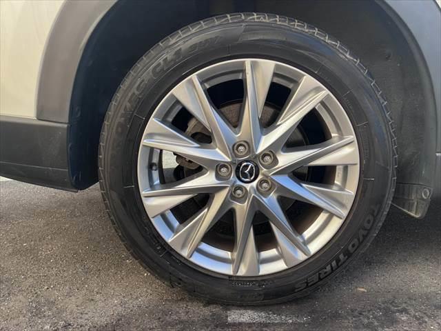 ＣＸ－８ ＸＤプロアクティブ　純正ナビ　レーダークルーズコントロール　シートヒーター　衝突軽減ブレーキ　コーナーセンサー　禁煙車　フルセグＴＶ　Ｂｌｕｅｔｏｏｔｈ　パワーシート　ＬＥＤヘッドライト　オートマチックハイビーム（27枚目）