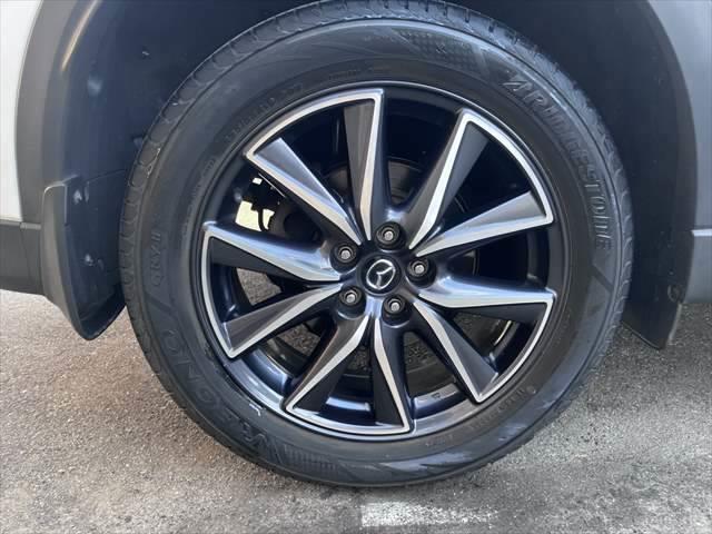 ＣＸ－５ ＸＤ　Ｌパッケージ　本革シート　純正ＳＤナビ　レーダークルーズコントロール　バックカメラ　シートヒーター　禁煙車　電動リアゲート　ＬＥＤヘッドライト　フルセグＴＶ　パワーシート　衝突軽減ブレーキ　クリアランスソナー（30枚目）