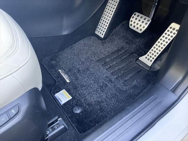 ＣＸ－５ ＸＤ　Ｌパッケージ　本革シート　純正ＳＤナビ　レーダークルーズコントロール　バックカメラ　シートヒーター　禁煙車　電動リアゲート　ＬＥＤヘッドライト　フルセグＴＶ　パワーシート　衝突軽減ブレーキ　クリアランスソナー（56枚目）