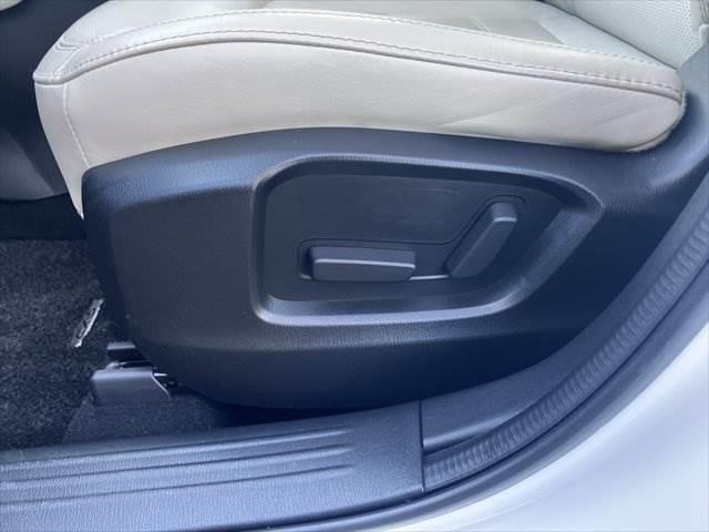 ＣＸ－５ ＸＤ　Ｌパッケージ　本革シート　純正ＳＤナビ　レーダークルーズコントロール　バックカメラ　シートヒーター　禁煙車　電動リアゲート　ＬＥＤヘッドライト　フルセグＴＶ　パワーシート　衝突軽減ブレーキ　クリアランスソナー（68枚目）