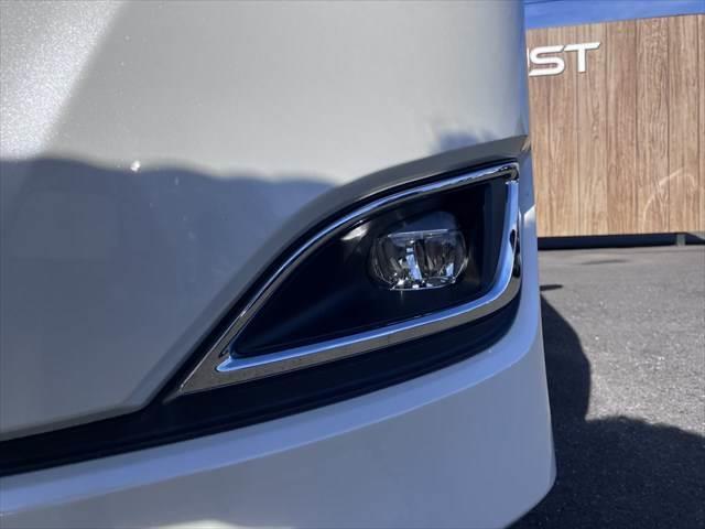 ノア Ｘ　純正ＳＤナビ　フルセグＴＶ　フリップダウンモニター　両側パワースライドドア　禁煙車　バックカメラ　スマートキー　電動格納ミラー　アイドリングストップ　ＥＴＣ　オートエアコン（27枚目）