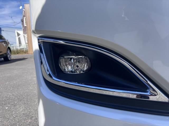 ノア Ｘ　純正ＳＤナビ　フルセグＴＶ　フリップダウンモニター　両側パワースライドドア　禁煙車　バックカメラ　スマートキー　電動格納ミラー　アイドリングストップ　ＥＴＣ　オートエアコン（28枚目）