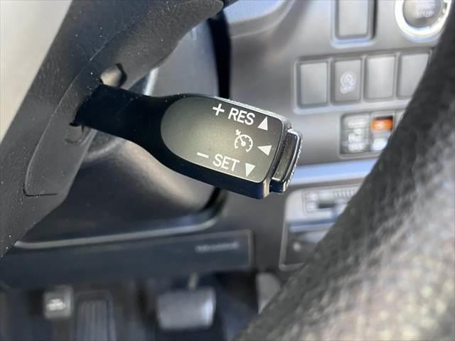 ノア Ｘ　純正ＳＤナビ　フルセグＴＶ　フリップダウンモニター　両側パワースライドドア　禁煙車　バックカメラ　スマートキー　電動格納ミラー　アイドリングストップ　ＥＴＣ　オートエアコン（43枚目）