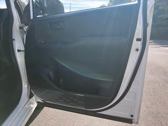 ノア Ｘ　純正ＳＤナビ　フルセグＴＶ　フリップダウンモニター　両側パワースライドドア　禁煙車　バックカメラ　スマートキー　電動格納ミラー　アイドリングストップ　ＥＴＣ　オートエアコン（52枚目）