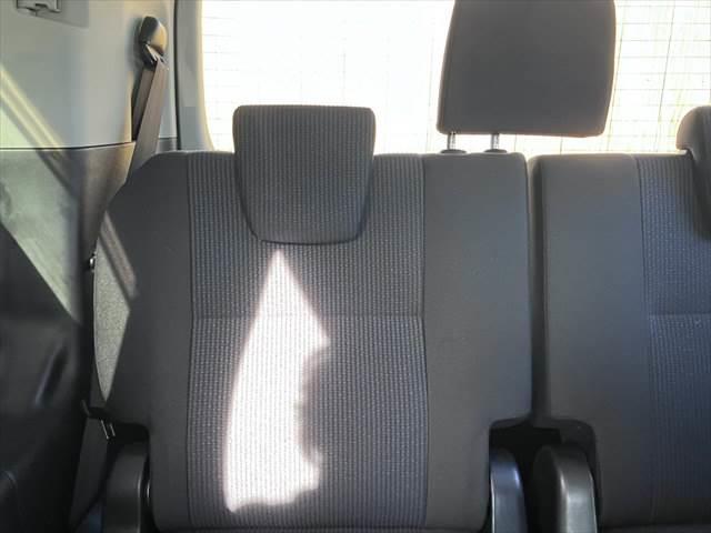 ノア Ｘ　純正ＳＤナビ　フルセグＴＶ　フリップダウンモニター　両側パワースライドドア　禁煙車　バックカメラ　スマートキー　電動格納ミラー　アイドリングストップ　ＥＴＣ　オートエアコン（58枚目）