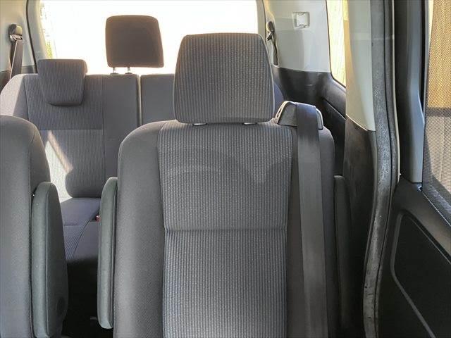 ノア Ｘ　純正ＳＤナビ　フルセグＴＶ　フリップダウンモニター　両側パワースライドドア　禁煙車　バックカメラ　スマートキー　電動格納ミラー　アイドリングストップ　ＥＴＣ　オートエアコン（64枚目）