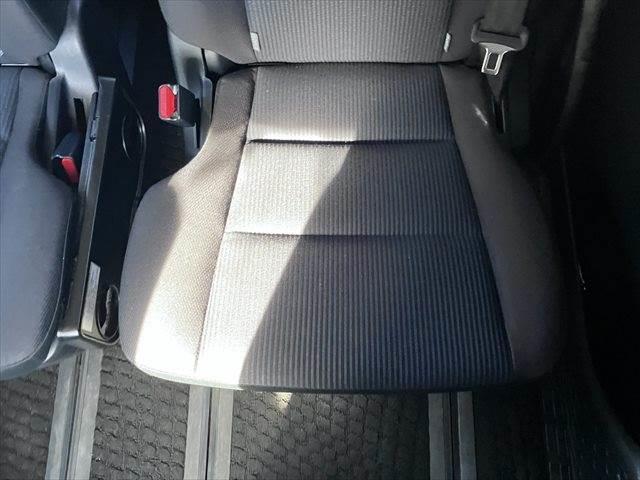 ノア Ｘ　純正ＳＤナビ　フルセグＴＶ　フリップダウンモニター　両側パワースライドドア　禁煙車　バックカメラ　スマートキー　電動格納ミラー　アイドリングストップ　ＥＴＣ　オートエアコン（65枚目）