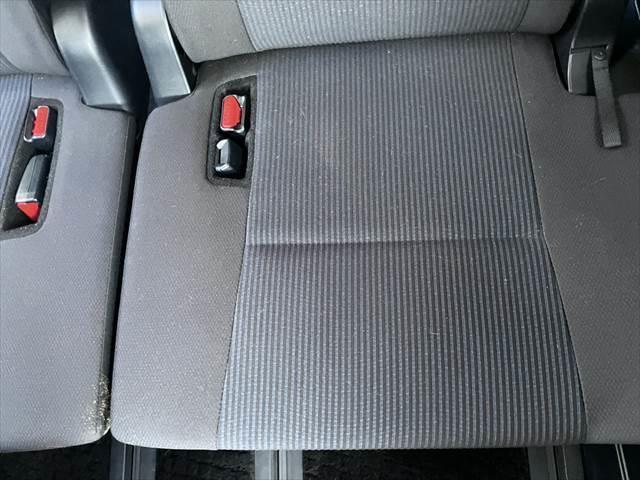 ノア Ｘ　純正ＳＤナビ　フルセグＴＶ　フリップダウンモニター　両側パワースライドドア　禁煙車　バックカメラ　スマートキー　電動格納ミラー　アイドリングストップ　ＥＴＣ　オートエアコン（67枚目）