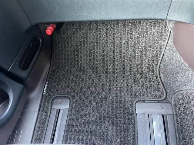 スペイド Ｘ　純正ＳＤナビ　パワースライドドア　スマートキー　Ｂｌｕｅｔｏｏｔｈ　ＥＴＣ　禁煙車　地デジＴＶ　ワンオーナー　電動格納ミラー　横滑り防止装置　パワーステアリング　パワーウィンドウ（48枚目）