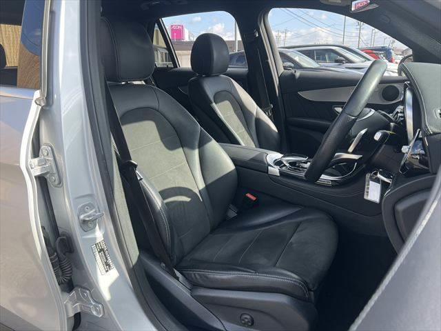 ＧＬＣ ＧＬＣ２２０ｄ　４マチックスポーツ　純正ナビ　レーダークルーズコントロール　全周囲モニター　シートヒーター　クリアランスソナー　禁煙車　衝突軽減ブレーキ　Ｂｌｕｅｔｏｏｔｈ　フルセグＴＶ　ＥＴＣ　パワーシート　ＢＳＭ　ＬＥＤヘッドライト（6枚目）
