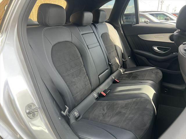 ＧＬＣ ＧＬＣ２２０ｄ　４マチックスポーツ　純正ナビ　レーダークルーズコントロール　全周囲モニター　シートヒーター　クリアランスソナー　禁煙車　衝突軽減ブレーキ　Ｂｌｕｅｔｏｏｔｈ　フルセグＴＶ　ＥＴＣ　パワーシート　ＢＳＭ　ＬＥＤヘッドライト（7枚目）
