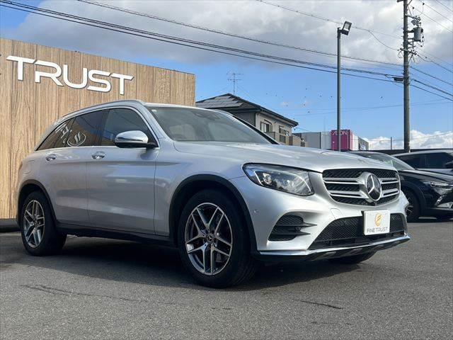 ＧＬＣ ＧＬＣ２２０ｄ　４マチックスポーツ　純正ナビ　レーダークルーズコントロール　全周囲モニター　シートヒーター　クリアランスソナー　禁煙車　衝突軽減ブレーキ　Ｂｌｕｅｔｏｏｔｈ　フルセグＴＶ　ＥＴＣ　パワーシート　ＢＳＭ　ＬＥＤヘッドライト（13枚目）