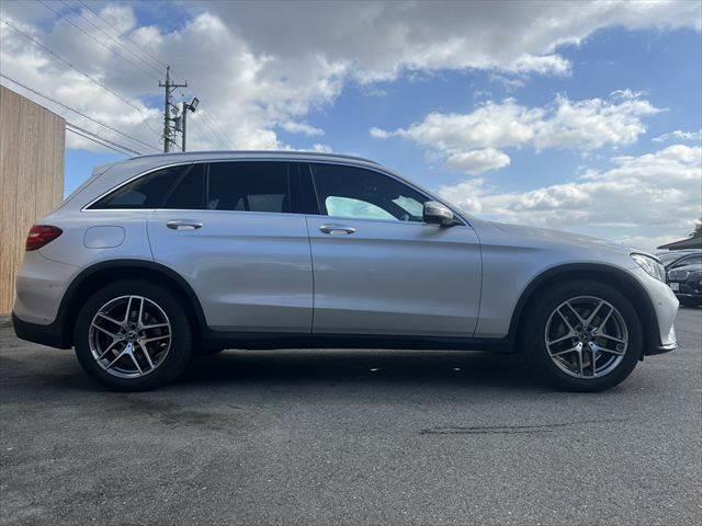 ＧＬＣ ＧＬＣ２２０ｄ　４マチックスポーツ　純正ナビ　レーダークルーズコントロール　全周囲モニター　シートヒーター　クリアランスソナー　禁煙車　衝突軽減ブレーキ　Ｂｌｕｅｔｏｏｔｈ　フルセグＴＶ　ＥＴＣ　パワーシート　ＢＳＭ　ＬＥＤヘッドライト（14枚目）