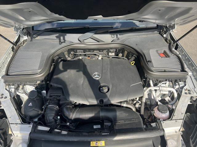 ＧＬＣ ＧＬＣ２２０ｄ　４マチックスポーツ　純正ナビ　レーダークルーズコントロール　全周囲モニター　シートヒーター　クリアランスソナー　禁煙車　衝突軽減ブレーキ　Ｂｌｕｅｔｏｏｔｈ　フルセグＴＶ　ＥＴＣ　パワーシート　ＢＳＭ　ＬＥＤヘッドライト（27枚目）