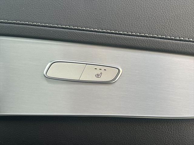 ＧＬＣ ＧＬＣ２２０ｄ　４マチックスポーツ　純正ナビ　レーダークルーズコントロール　全周囲モニター　シートヒーター　クリアランスソナー　禁煙車　衝突軽減ブレーキ　Ｂｌｕｅｔｏｏｔｈ　フルセグＴＶ　ＥＴＣ　パワーシート　ＢＳＭ　ＬＥＤヘッドライト（48枚目）