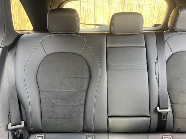 ＧＬＣ ＧＬＣ２２０ｄ　４マチックスポーツ　純正ナビ　レーダークルーズコントロール　全周囲モニター　シートヒーター　クリアランスソナー　禁煙車　衝突軽減ブレーキ　Ｂｌｕｅｔｏｏｔｈ　フルセグＴＶ　ＥＴＣ　パワーシート　ＢＳＭ　ＬＥＤヘッドライト（60枚目）