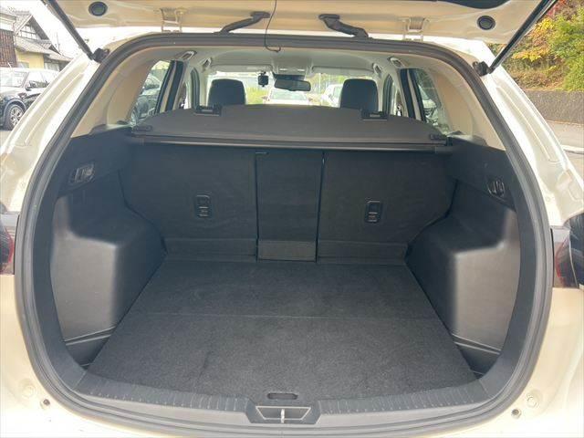 CX-5 XD Lパッケージ 黒本革シート 純正ナビ レーダークルーズコントロール シートヒーター バックカメラ 禁煙車 衝突軽減ブレーキ パワーシート LEDヘッドライト ETC BSM クリアランスソナー MTモード付(8枚目)