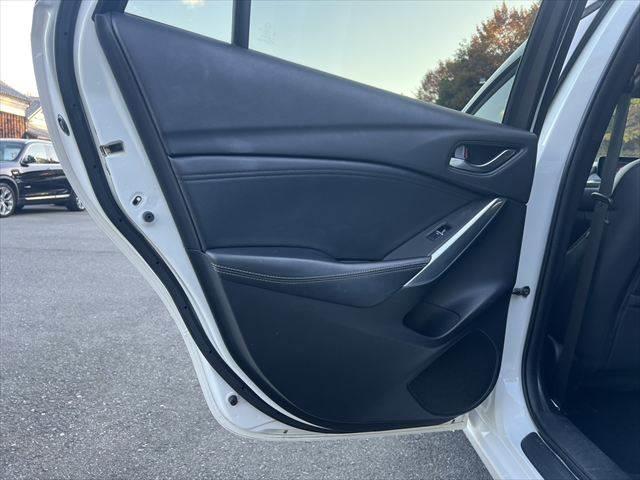 アテンザワゴン ＸＤ　Ｌパッケージ　本革シート　衝突軽減ブレーキ　フルセグＴＶ（60枚目）