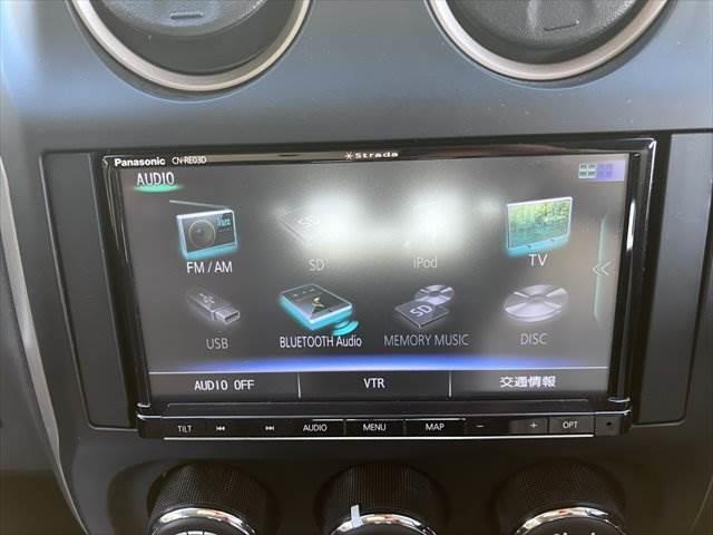 ジープ・コンパス 75thアニバーサリーエディション 4WD SDナビ フルセグTV バックカメラ シートヒーター パワーシート ハーフレザーシート 禁煙車 クルーズコントロール ETC 横滑り防止装置 パワーウィンドウ(6枚目)