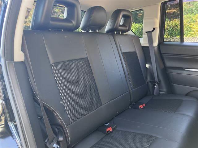 ジープ・コンパス 75thアニバーサリーエディション 4WD SDナビ フルセグTV バックカメラ シートヒーター パワーシート ハーフレザーシート 禁煙車 クルーズコントロール ETC 横滑り防止装置 パワーウィンドウ(8枚目)