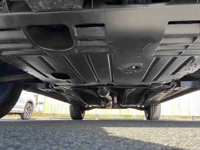 ジープ・コンパス 75thアニバーサリーエディション 4WD SDナビ フルセグTV バックカメラ シートヒーター パワーシート ハーフレザーシート 禁煙車 クルーズコントロール ETC 横滑り防止装置 パワーウィンドウ(30枚目)