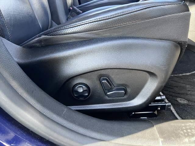 ジープ・レネゲード リミテッド　レーダークルーズコントロール　本革シート　パワーシート　シートヒーター　禁煙車　ＥＴＣ　コーナーセンサー　純正１７インチＡＷ　バックカメラ　アイドリングストップ　電動格納ミラー（58枚目）