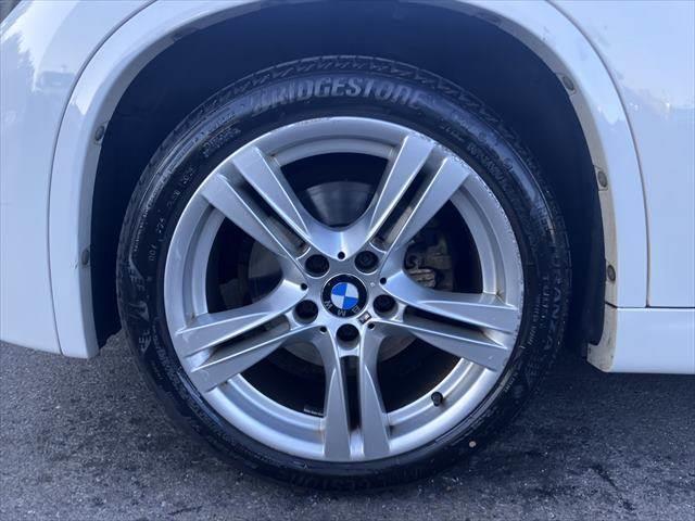 X1 sDrive 20i 純正HDDナビ ルーフレール バックカメラ Bluetooth 純正18インチAW 禁煙車 HIDヘッドライト スマートキー 盗難防止装置 電動格納ミラー アイドリングストップ 横滑り防止装置(29枚目)