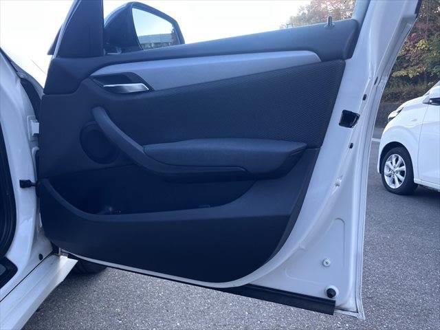 X1 sDrive 20i 純正HDDナビ ルーフレール バックカメラ Bluetooth 純正18インチAW 禁煙車 HIDヘッドライト スマートキー 盗難防止装置 電動格納ミラー アイドリングストップ 横滑り防止装置(47枚目)