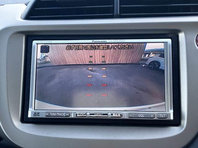 フィットハイブリッド ベースグレード　メモリーナビ　バックカメラ　フルセグＴＶ　スマートキー　禁煙車　ＥＴＣ　クルーズコントロール　盗難防止装置　電動格納ミラー　アイドリングストップ　パワーウィンドウ（5枚目）