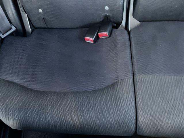 フィットハイブリッド ベースグレード　メモリーナビ　バックカメラ　フルセグＴＶ　スマートキー　禁煙車　ＥＴＣ　クルーズコントロール　盗難防止装置　電動格納ミラー　アイドリングストップ　パワーウィンドウ（54枚目）