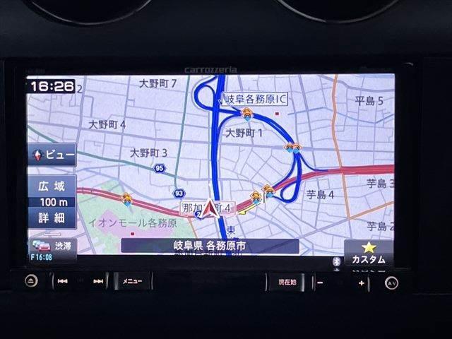 ジープ・コンパス リミテッド ボストンオーディオ クルーズコントロール SDナビ バックカメラ シートヒーター パワーシート Bluetooth フルセグTV ETC 純正18インチアルミホイール 衝撃緩和ヘッドレスト(4枚目)