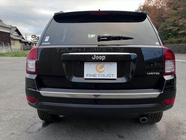 ジープ・コンパス リミテッド ボストンオーディオ クルーズコントロール SDナビ バックカメラ シートヒーター パワーシート Bluetooth フルセグTV ETC 純正18インチアルミホイール 衝撃緩和ヘッドレスト(17枚目)