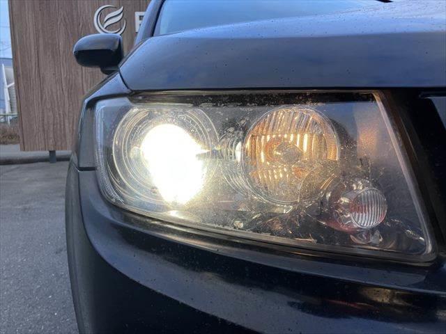 ジープ・コンパス リミテッド ボストンオーディオ クルーズコントロール SDナビ バックカメラ シートヒーター パワーシート Bluetooth フルセグTV ETC 純正18インチアルミホイール 衝撃緩和ヘッドレスト(31枚目)