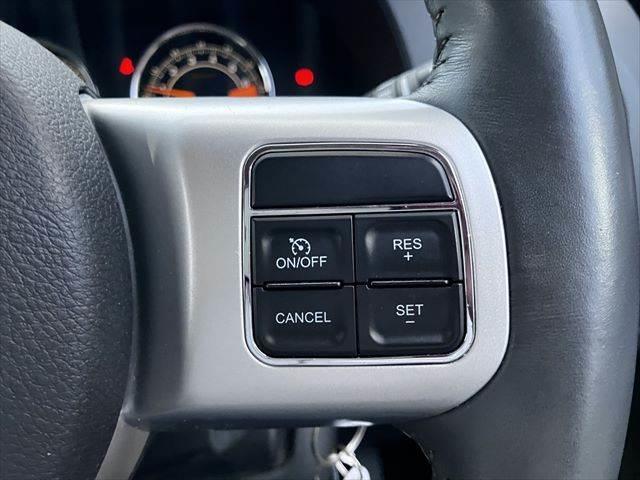 ジープ・コンパス リミテッド ボストンオーディオ クルーズコントロール SDナビ バックカメラ シートヒーター パワーシート Bluetooth フルセグTV ETC 純正18インチアルミホイール 衝撃緩和ヘッドレスト(38枚目)