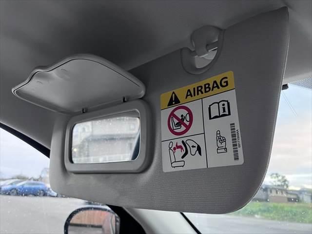 ジープ・コンパス リミテッド ボストンオーディオ クルーズコントロール SDナビ バックカメラ シートヒーター パワーシート Bluetooth フルセグTV ETC 純正18インチアルミホイール 衝撃緩和ヘッドレスト(45枚目)