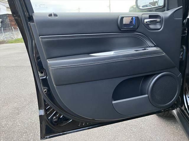 ジープ・コンパス リミテッド ボストンオーディオ クルーズコントロール SDナビ バックカメラ シートヒーター パワーシート Bluetooth フルセグTV ETC 純正18インチアルミホイール 衝撃緩和ヘッドレスト(57枚目)