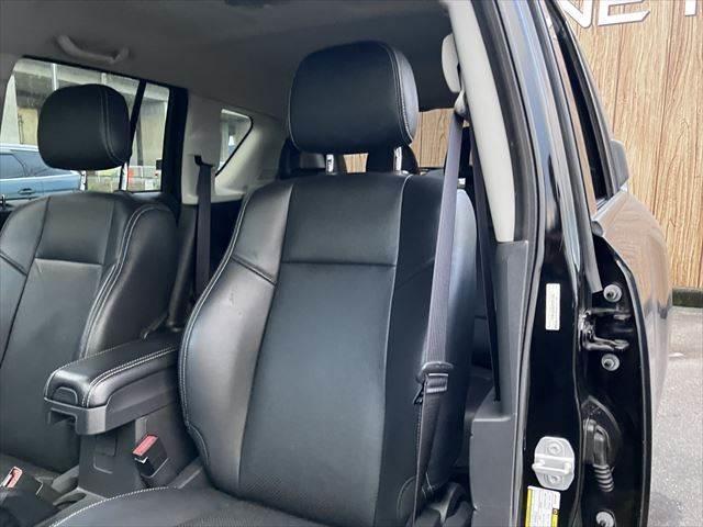 ジープ・コンパス リミテッド ボストンオーディオ クルーズコントロール SDナビ バックカメラ シートヒーター パワーシート Bluetooth フルセグTV ETC 純正18インチアルミホイール 衝撃緩和ヘッドレスト(58枚目)