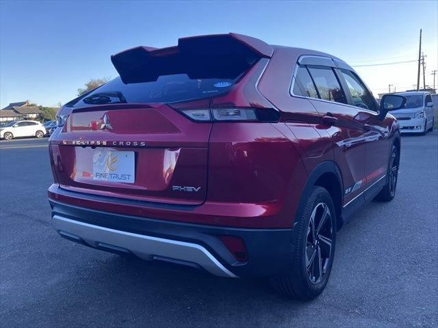 エクリプスクロスＰＨＥＶ Ｇ　４ＷＤ　レーダークルーズコントロール　衝突軽減ブレーキ　フルセグＴＶ　ＥＴＣ　禁煙車　クリアランスソナー　ＢＳＭ　シートヒーター　パワーシート　ハーフレザー　ＬＥＤヘッドライト　Ｂｌｕｅｔｏｏｔｈ対応（16枚目）