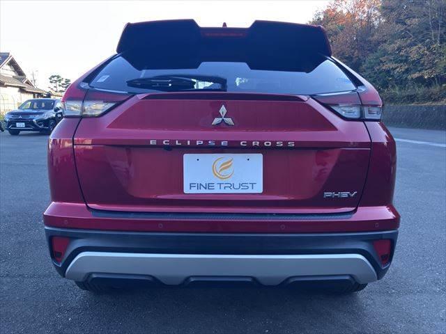 エクリプスクロスＰＨＥＶ Ｇ　４ＷＤ　レーダークルーズコントロール　衝突軽減ブレーキ　フルセグＴＶ　ＥＴＣ　禁煙車　クリアランスソナー　ＢＳＭ　シートヒーター　パワーシート　ハーフレザー　ＬＥＤヘッドライト　Ｂｌｕｅｔｏｏｔｈ対応（17枚目）