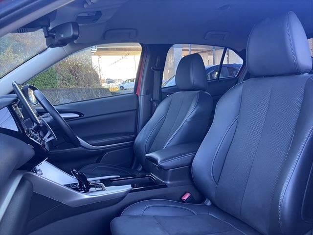 エクリプスクロスＰＨＥＶ Ｇ　４ＷＤ　レーダークルーズコントロール　衝突軽減ブレーキ　フルセグＴＶ　ＥＴＣ　禁煙車　クリアランスソナー　ＢＳＭ　シートヒーター　パワーシート　ハーフレザー　ＬＥＤヘッドライト　Ｂｌｕｅｔｏｏｔｈ対応（30枚目）