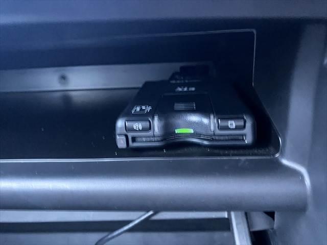 エクリプスクロスＰＨＥＶ Ｇ　４ＷＤ　レーダークルーズコントロール　衝突軽減ブレーキ　フルセグＴＶ　ＥＴＣ　禁煙車　クリアランスソナー　ＢＳＭ　シートヒーター　パワーシート　ハーフレザー　ＬＥＤヘッドライト　Ｂｌｕｅｔｏｏｔｈ対応（43枚目）