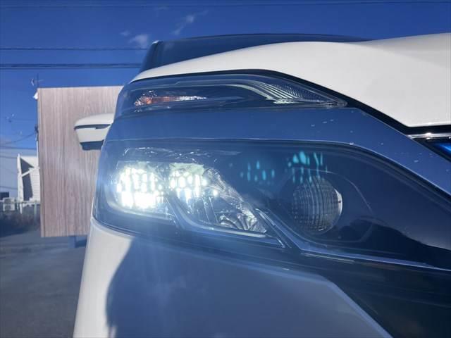 セレナ ｅ－パワー　ハイウェイスターＶ　フリップダウンモニター　純正１０インチナビ　禁煙車　衝突軽減ブレーキ　両側パワースライドドア　アラウンドビューモニター　フルセグ　Ｂｌｕｅｔｏｏｔｈ　ＬＥＤヘッドライト　レーダークルーズコントロール（36枚目）